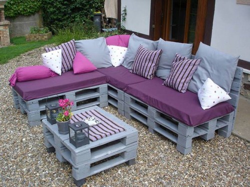 102950baoxaydung image007 Thiết kế Sofa sang chảnh từ pallet gỗ