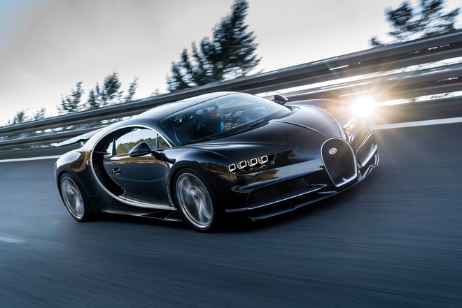 03 CHIRON dynamic 34 front WEB 1456889357 660x0 Cùng ngắm các chi tiết siêu xe nhanh nhất thế giới Bugatti Chiron